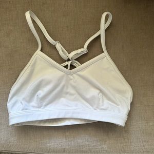 Women’s bombshell white sports bra
